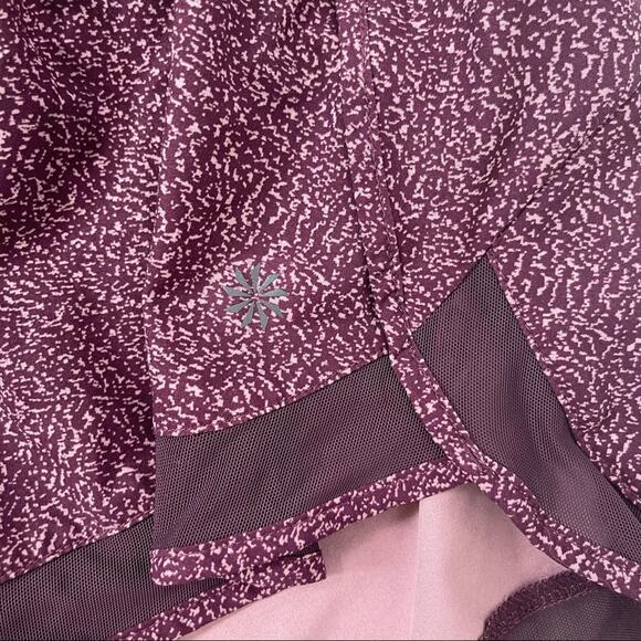 ATHLETA Printed Mesh Racer Run Short 4” Extra Extra Small Purple XXS Gym Fitness - Picture 8 of 12